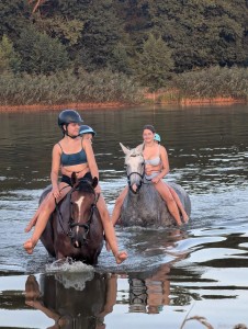 1 .Letní tábor s koňmi 2026